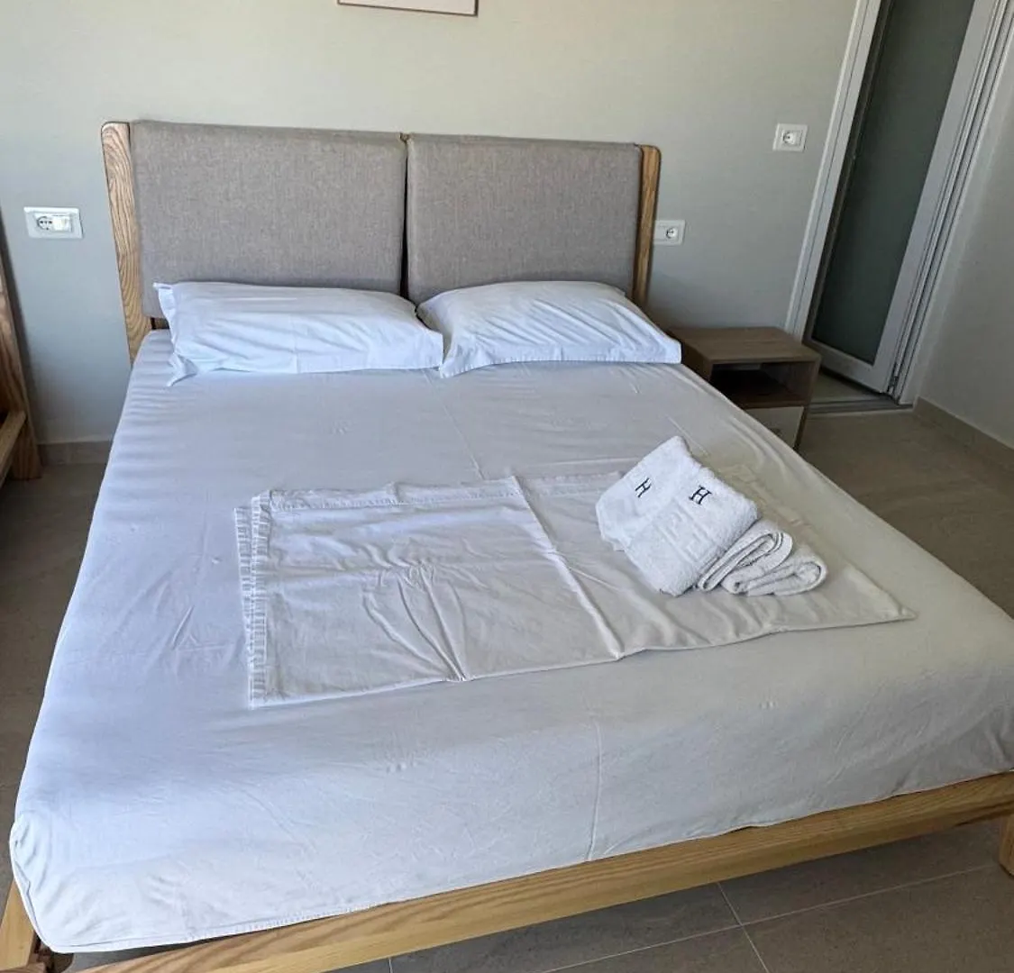 Harilla Hotel Dhërmi 0*,