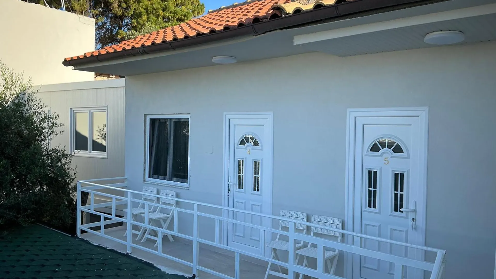 Harilla Hotel Dhërmi 0*,  Albanien